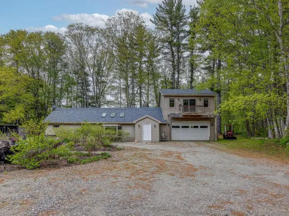 24 Dolloff Drive, Brunswick, ME 04011