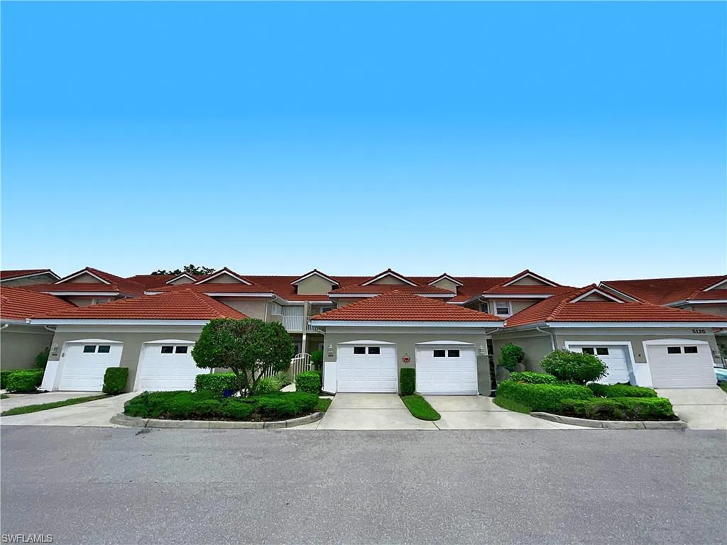 2 bed, 2.0 bath, 1512 sqft, $2,300 — Photo 1