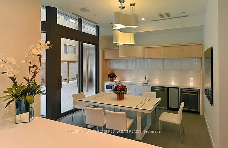 45 Charles St E #3512 — Photo 20