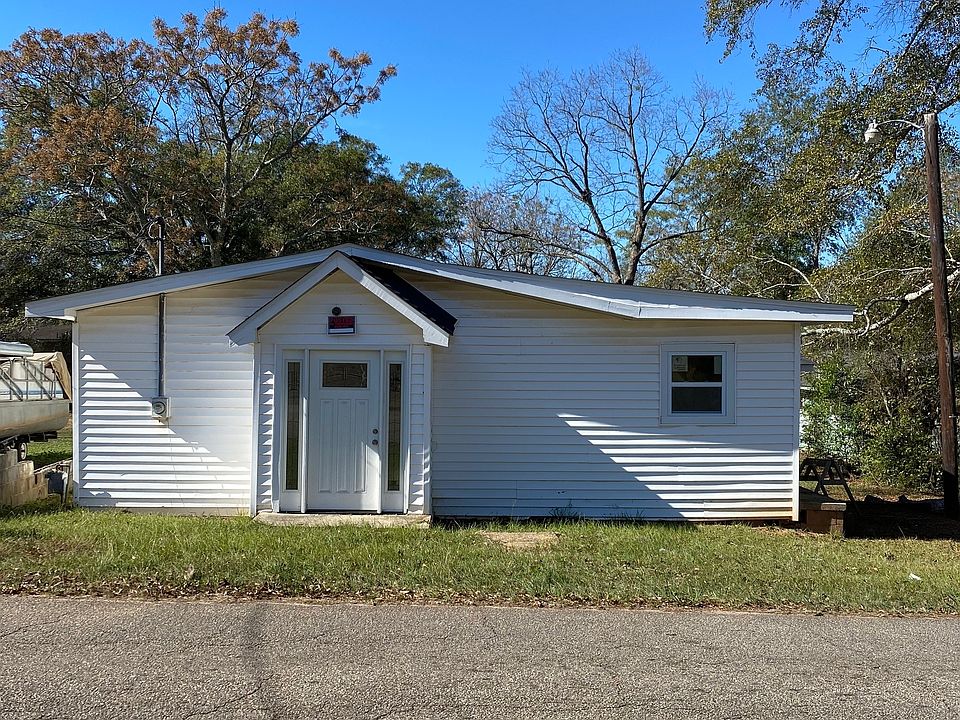 1603 24th St SW, AL 36863 MLS 20087818 Zillow