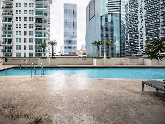 4th image of 1200 Brickell Bay Dr #3821A