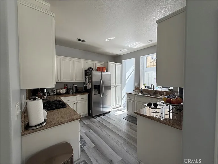 5540 Patricia Way — Photo 13