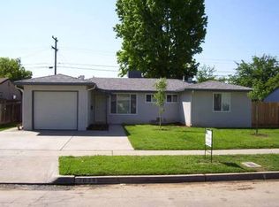 2634 E Ashcroft Ave, Fresno, CA 93726