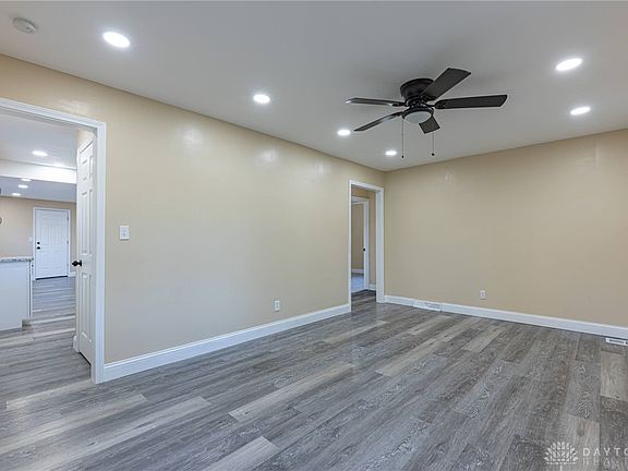 4th image of 417 Wilmington Ave