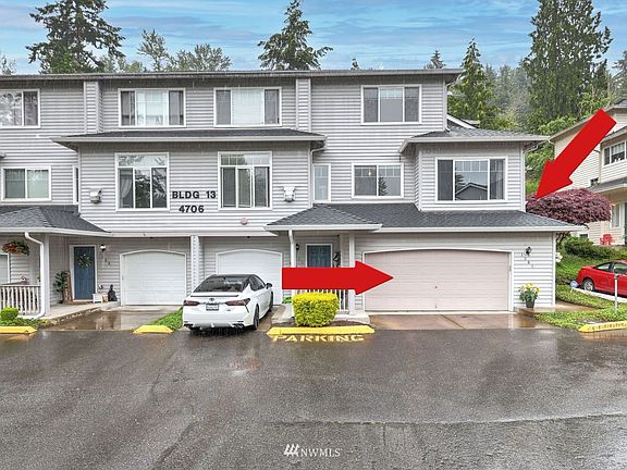 Lives like a single family residence! Two car garage with storage. 3 bedrooms - 2.5 baths plus an additional finished room off third lower bedroom. 