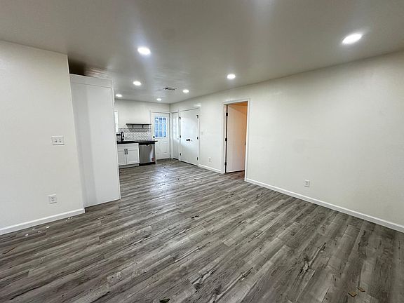 4th image of 2508 Klondike Dr