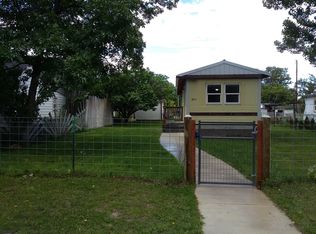 718 Washington Ave, Lovell, WY 82431