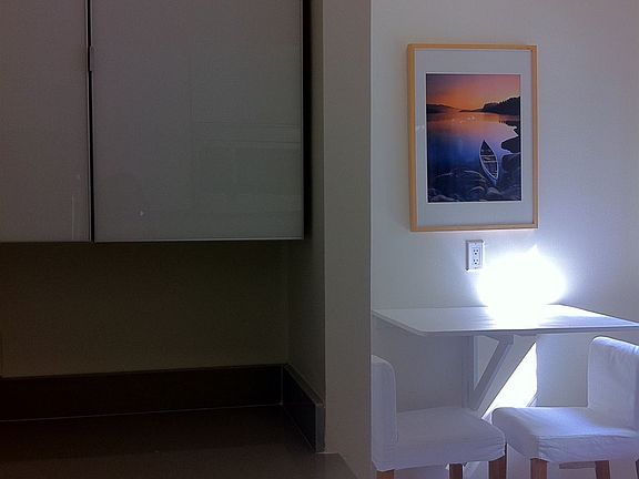 5th image of 204 California Ave APT A