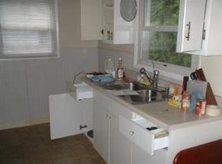 114 Vineyard Rd, Avon Lake, OH 44012