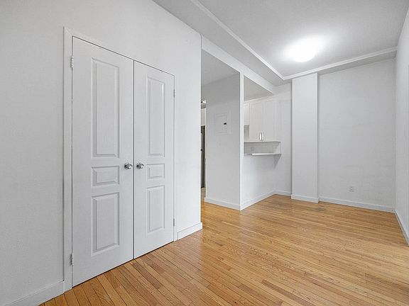 5th image of 106 Fulton St APT 7G