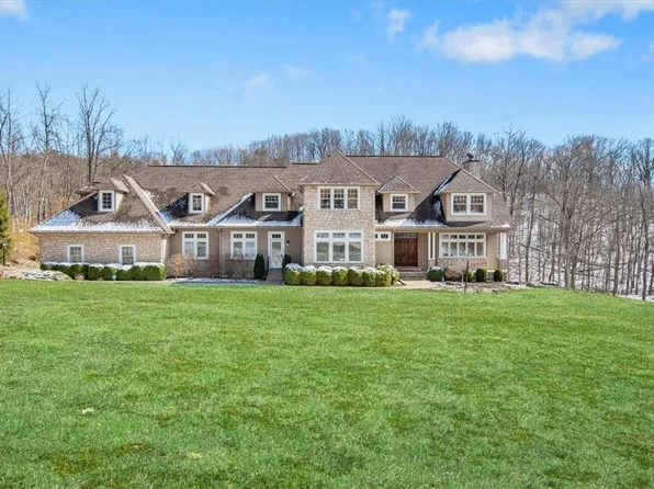 416 Hartwood Trl, Pittsburgh, PA 15238