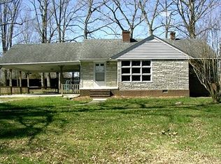 2973 Braxton Rd, Drakes Branch, VA 23937