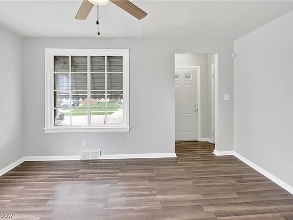 5th image of 3357 E 149th St