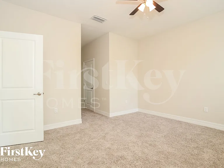 601 Dunlin Ln — Photo 7