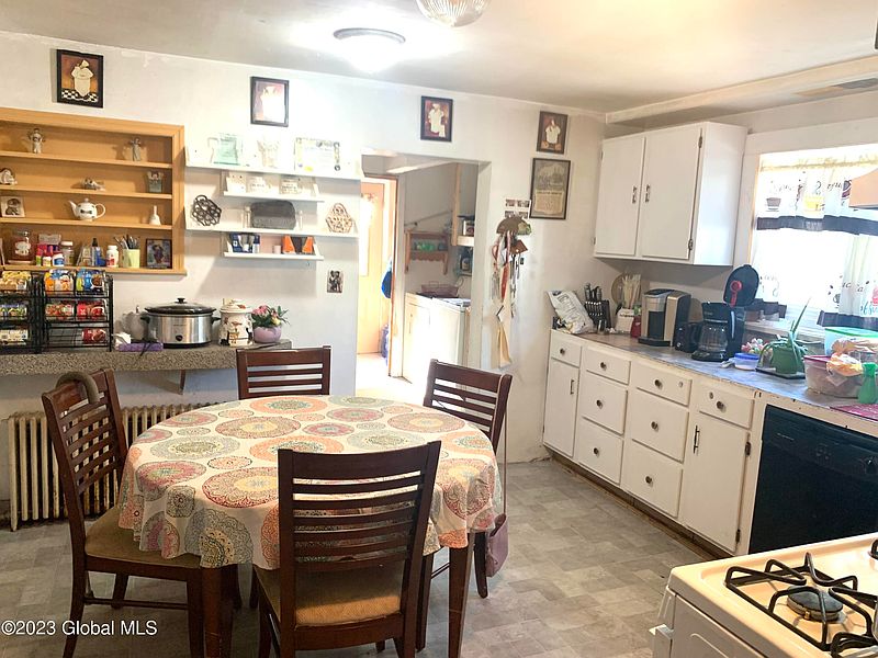 3rd image of 1477 3rd Street