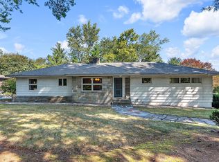 69 High Plain Rd, Andover, MA 01810