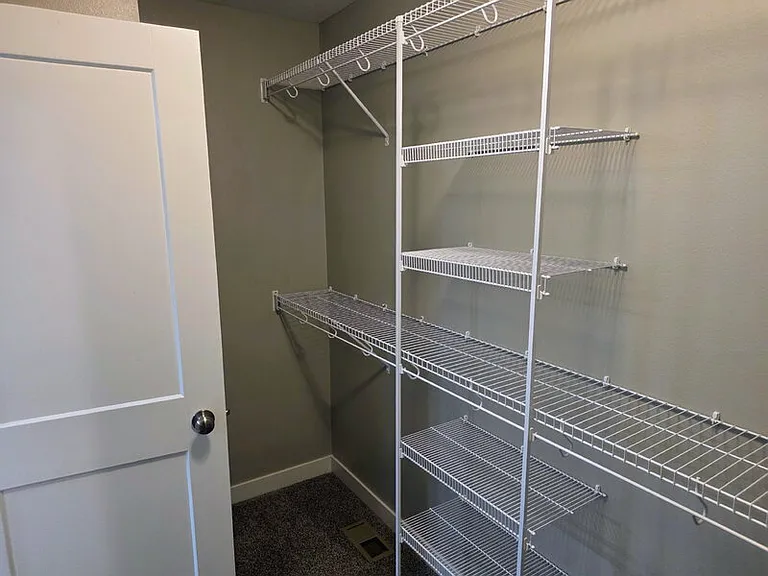 701 Bradford Dr — Photo 16