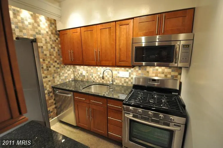 1711 Massachusetts Ave NW #117