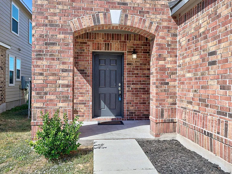 6312 Wagon Spring St — Photo 3