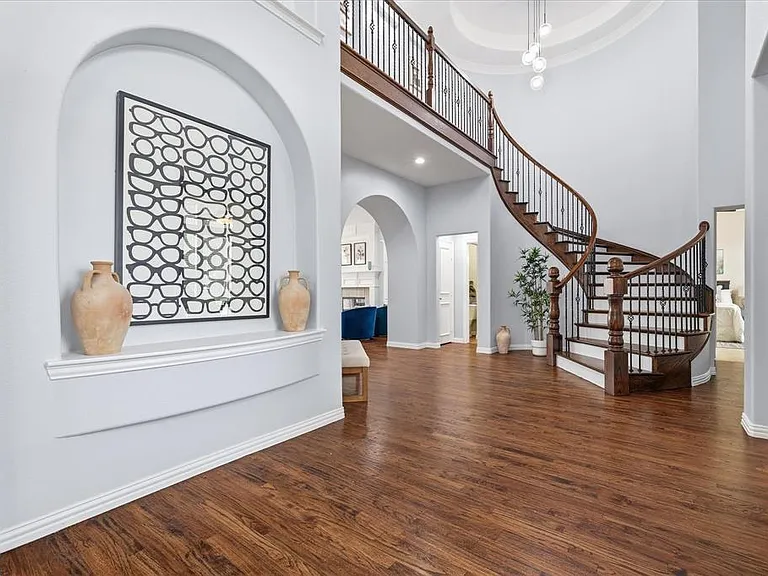 10230 Burnt Mill Ln — Photo 2