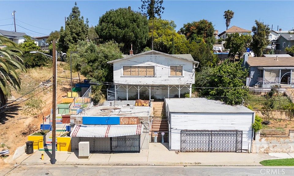 1st image of 3303 Floral Dr