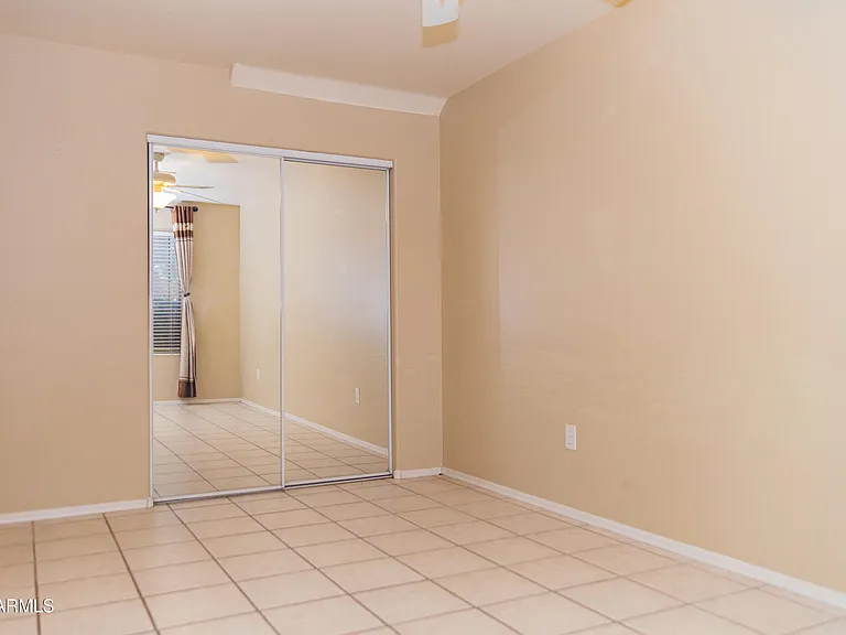 720 W Hancock Ave — Photo 13