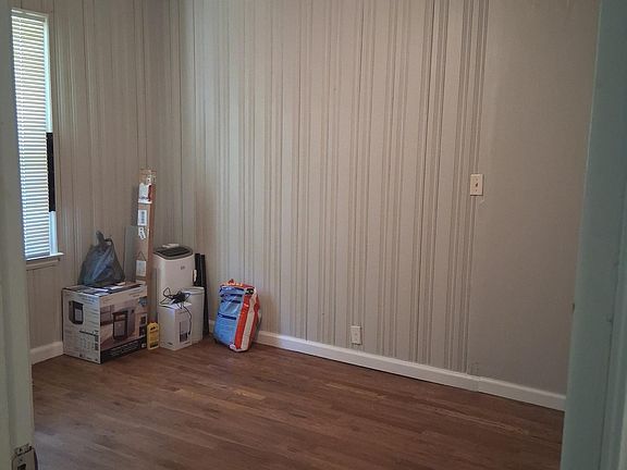 3rd image of 2078 E Lilac Ln