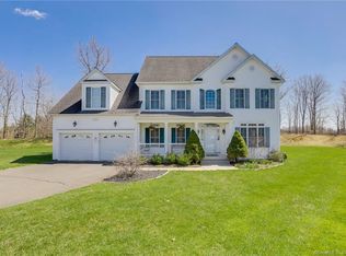 11 Carla Dr, Danbury, CT 06810