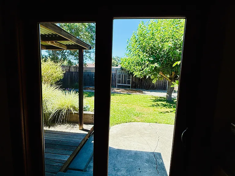 2849 Cypress St — Photo 13