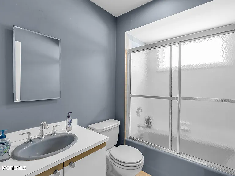 7 Harvard Ct — Photo 14