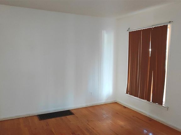3rd image of 2913 S Ethel St