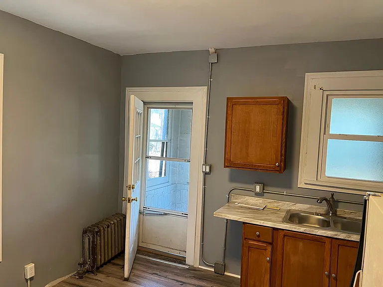 511 River St #1 — Photo 3