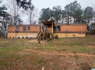 582 County Road 695, Roanoke, AL 36274