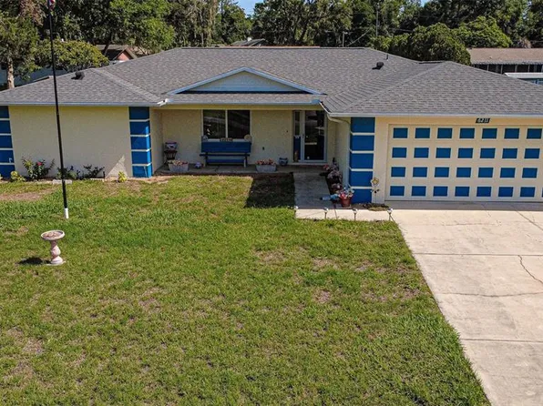 6211 SE 126th St, Belleview, FL 34420
