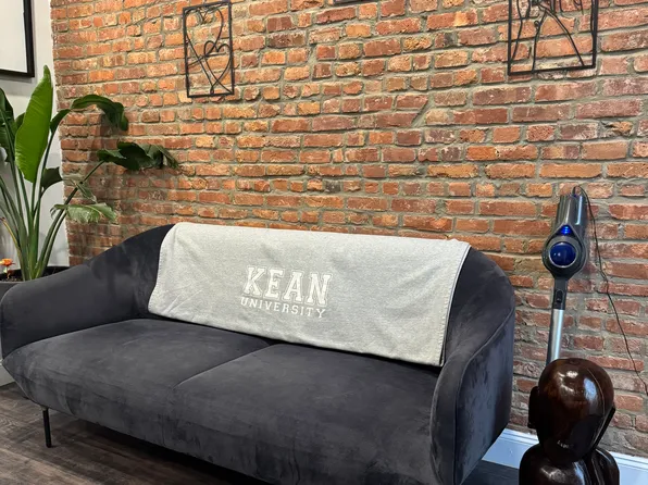 812 Ocean Avenue image 15 of 47