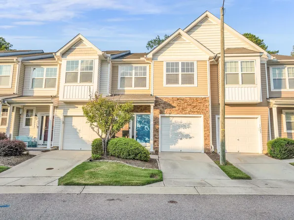 1323 Stone Manor Dr, Raleigh, NC 27610