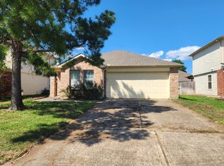 22006 Willow Shade Ln, Tomball, TX 77375