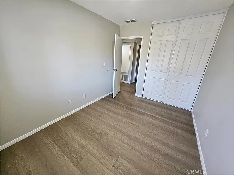 1151 Clark St #1151 — Photo 8