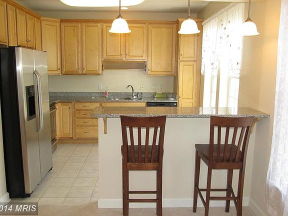 2nd image of 600 Edelen Station Pl Unit 306