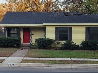 2839 Handley Dr, Fort Worth, TX 76112