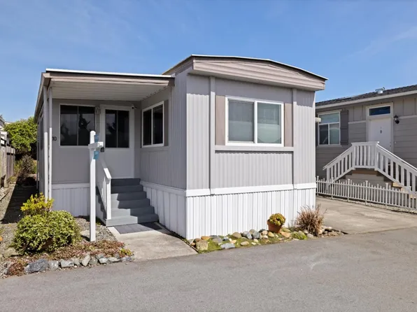 10 Lighthouse Rd #10, Half Moon Bay, CA 94019