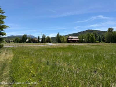 6 Winger Cir, Victor, ID, 83455