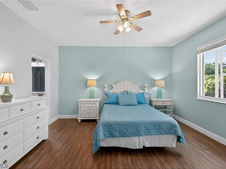 14214 Manchester Dr — Photo 20