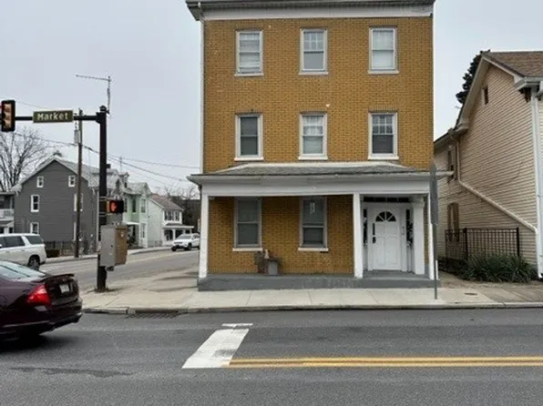 201 S Market St APT 3, Mechanicsburg, PA 17055