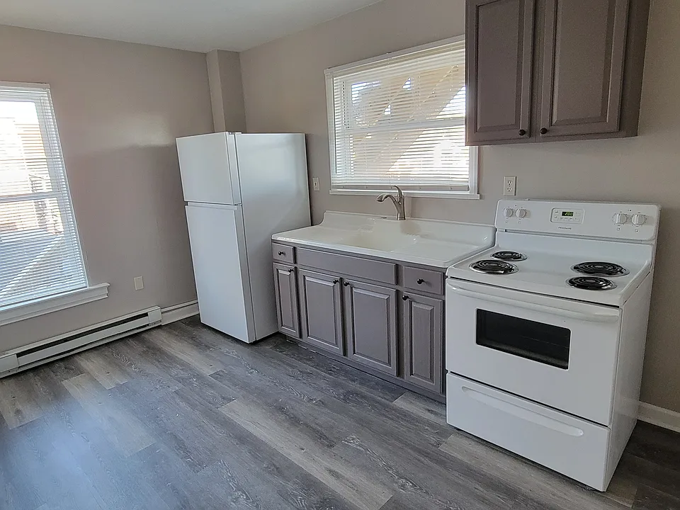 524 Pike St #2