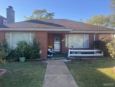 6830 Glades Ave, Saint Louis, MO, 63139