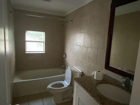 4th image of 7044 Avenue E APT 3