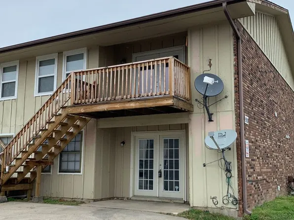 910-912 S Connecticut Ave, 910-912 S Connecticut Ave #B, Joplin, MO 64801