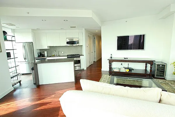 Rented by Keller Williams NYC | media 6