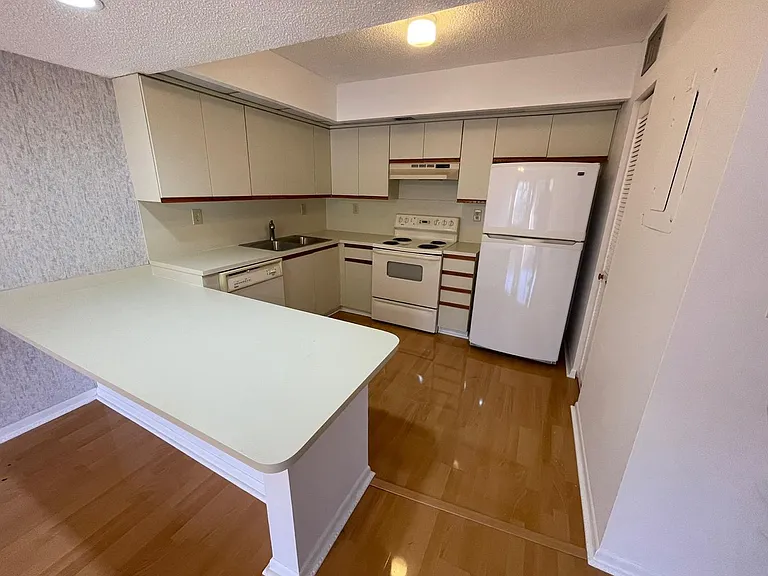 8810 SW 132nd Pl #403DN — Photo 4